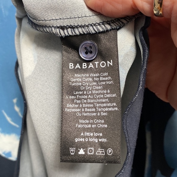 - Aritzia Babaton Navy/Light Blue Floral Long Sleeve Blouse Size L - Picture 6 of 9